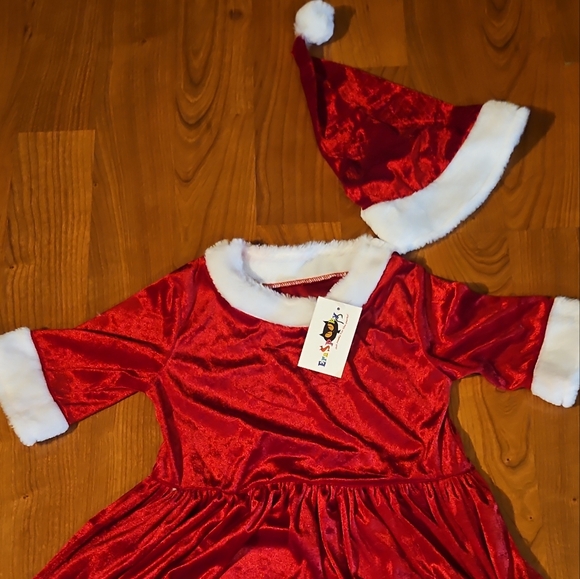NWT Little Girls Medium Size 7/8 Santa's Dress With Santa Hat - Picture 9 of 10